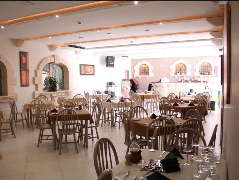 Aparthotel White Dolphin Complex Qawra Esterno foto