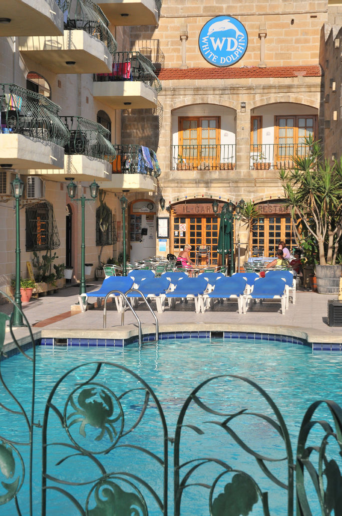 Aparthotel White Dolphin Complex Qawra Esterno foto