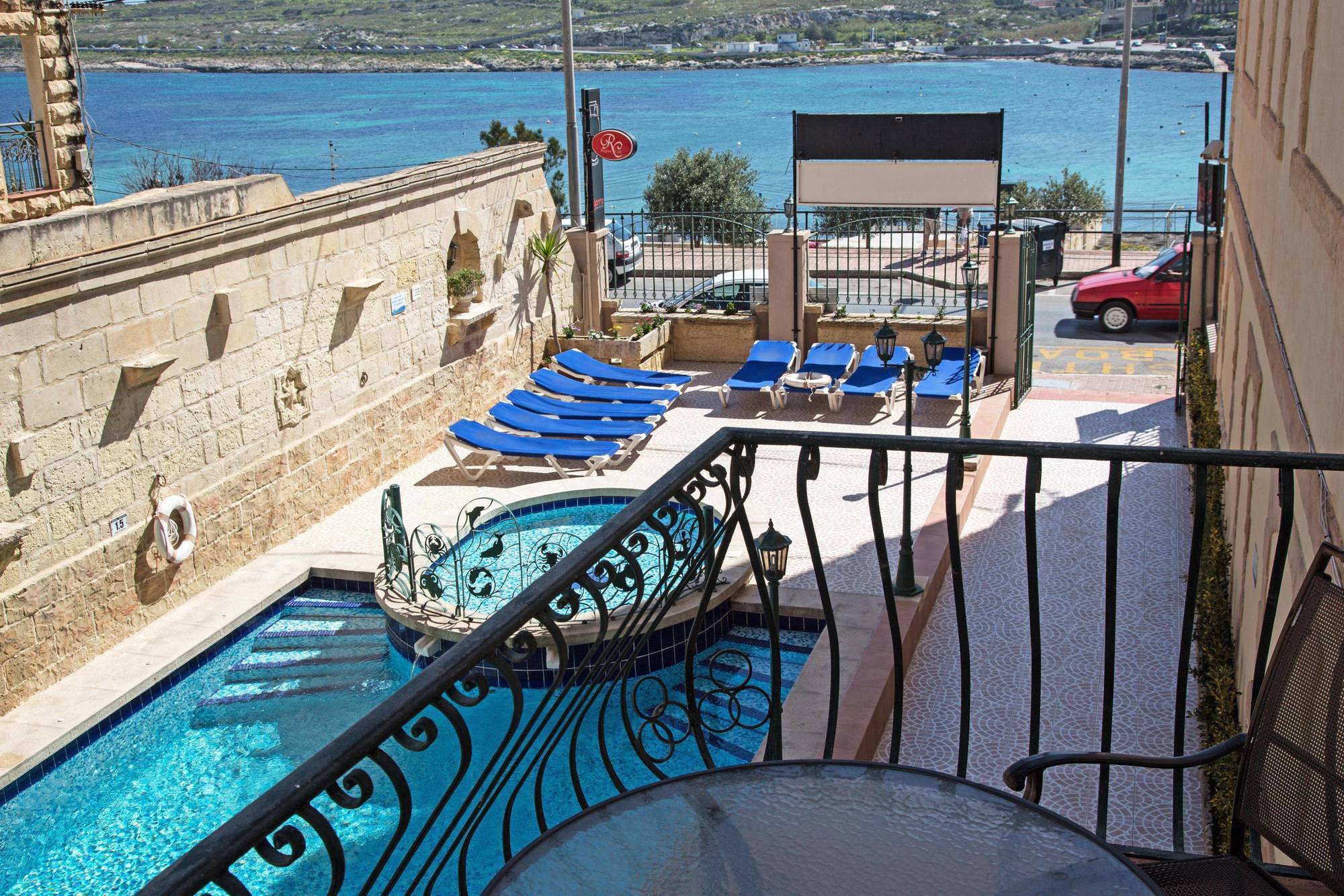 Aparthotel White Dolphin Complex Qawra Esterno foto